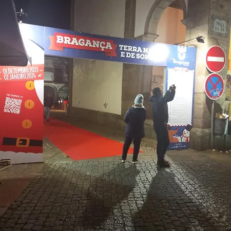 New With 2 Bedrooms Private Parking