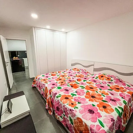 New With 2 Bedrooms Private Parking Bragança